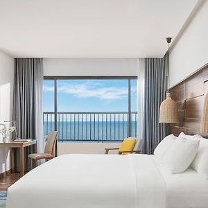 Grand Deluxe King Room